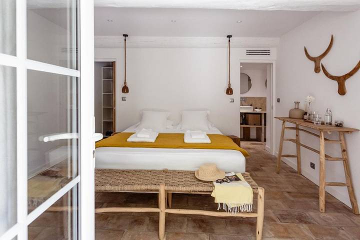 Maison d’hôte pour 2 personnes, avec piscine ainsi que vue et jardin à Mas-Blanc-des-Alpilles - 2