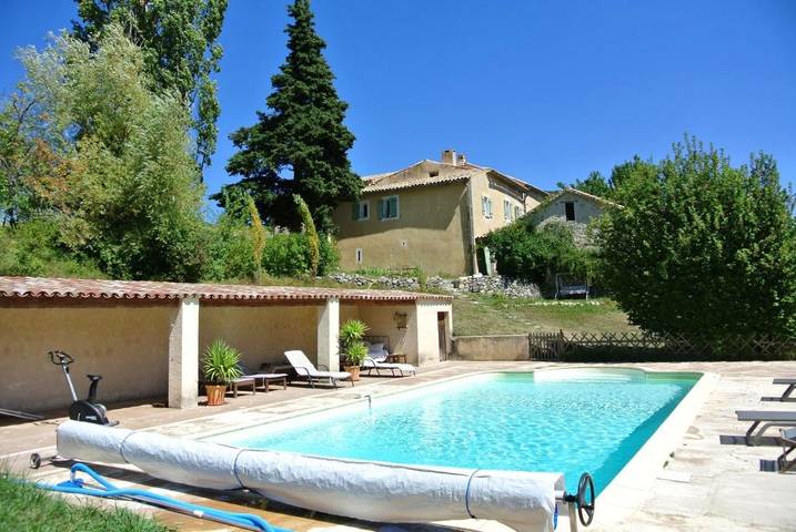 Maison d’hôte pour 2 personnes, avec Terrasse et Jardin ainsi que Piscine et Vue