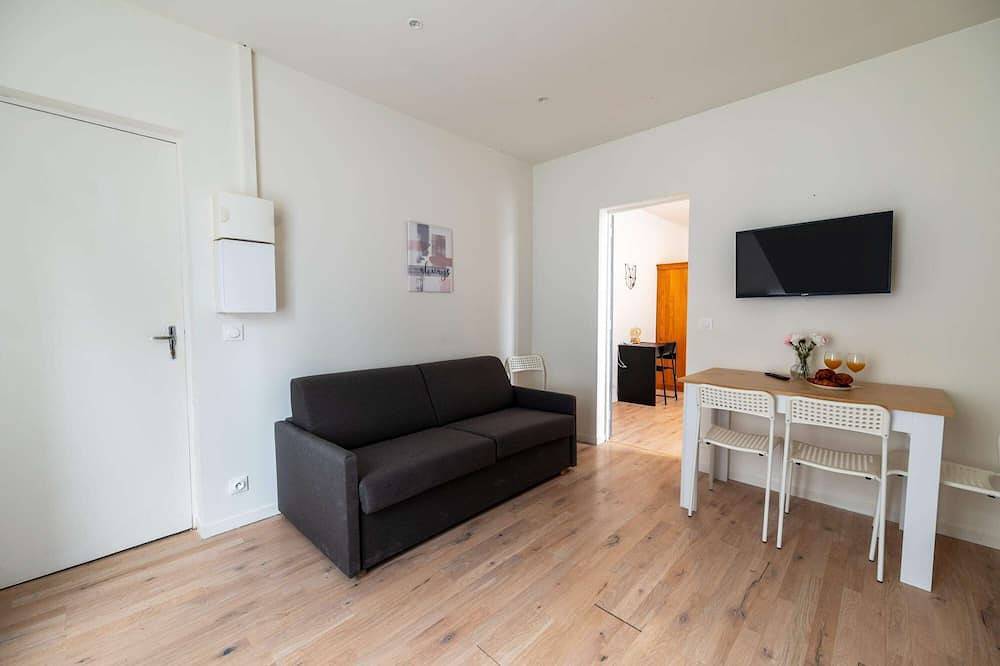 Apartamento entero, Budget apart downtown with parking in Charleville-Mézières, Ardenas