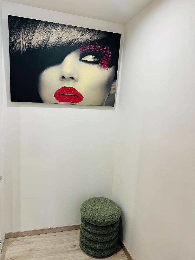 Gîte pour 11 personnes, avec terrasse ainsi que vue et piscine à Villelongue-de-la-Salanque - 3