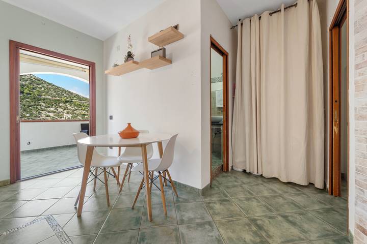 Casa Vacanze 'Buggerru Hugo' con Vista Mare, Terrazza Privata e Aria Condizionata in Buggerru, Costa Verde (Sardegna)