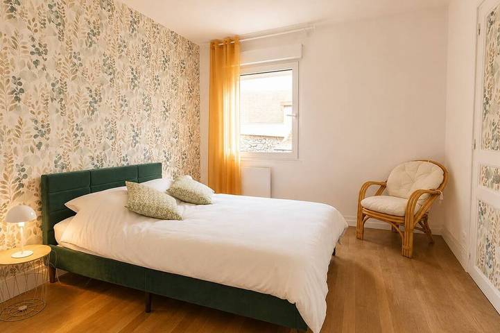 Location de vacances pour 4 personnes, avec terrasse à Vertus - 2