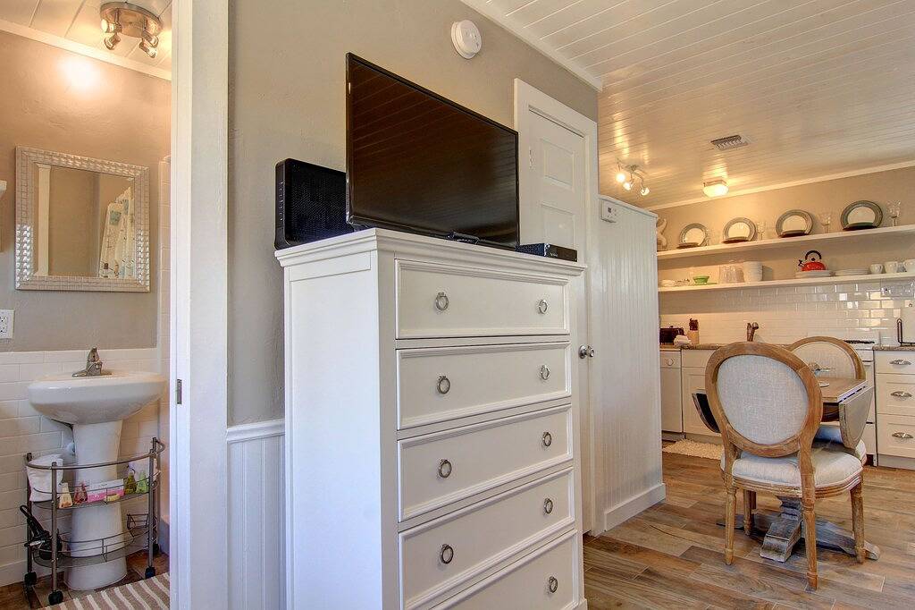 Das süßeste Häuschen in ganz Port A! Brandneu! Gehen Sie zum Strand! in Port Aransas, Mustang Island