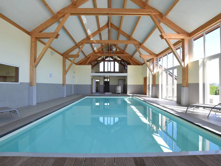 Location de vacances pour 34 personnes, avec sauna et piscine à Marche-en-Famenne - 3