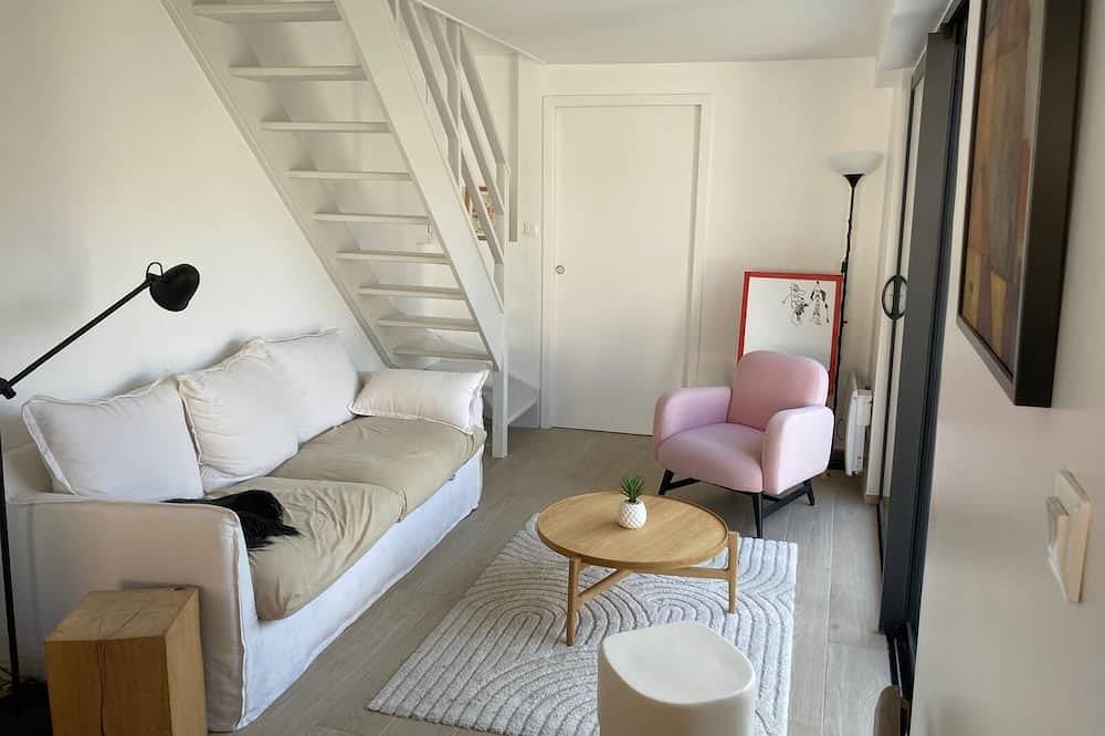 Renovated fisherman's cottage. in Ambleteuse, Boulogne-sur-Mer region