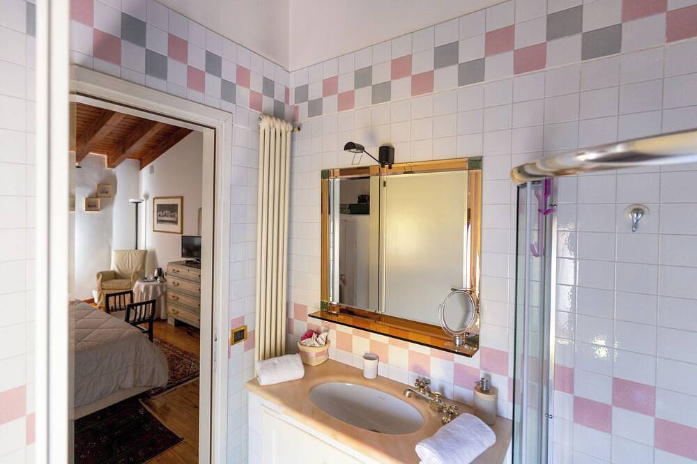 Rosy25 - Beautiful rustic cottage in touch with nature in Bassano del Grappa, Provincia de Vicenza
