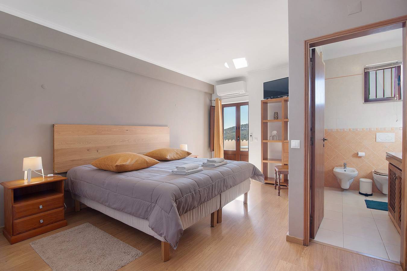 Ganze Wohnung, Apartment 'Paz E Natureza 2' mit Bergblick, Wlan und Klimaanlage in São Brás de Alportel, Faro Distrikt