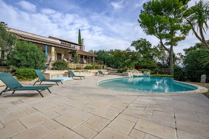 Ferieudlejning for 4 personer, med Have i Provence