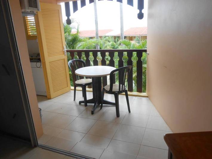 Gîte pour 3 personnes, avec vue ainsi que jardin et piscine dans Anse Caritan - 4