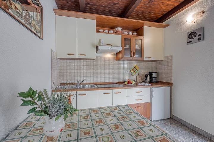 Apartamento entero, Apartamento de vacaciones para 2 personas con balcón/terraza in Rovinj (Istria), Rovinj