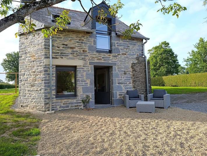 Location de vacances pour 4 personnes, avec jardin et terrasse à Sixt-sur-Aff