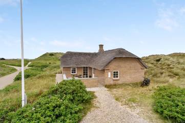 Ferienhaus mit Meerblick für 8 Personen, mit Whirlpool und Terrasse sowie Sauna, mit Haustier am Ringkøbing Fjord