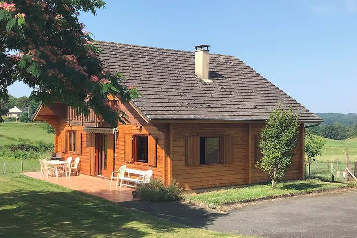 Chalet Proximité Centre Bourg in Meilhards, Región de Tulle