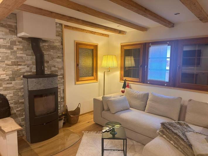 Gîte pour 4 personnes, avec terrasse et vue à Arbaz - 3