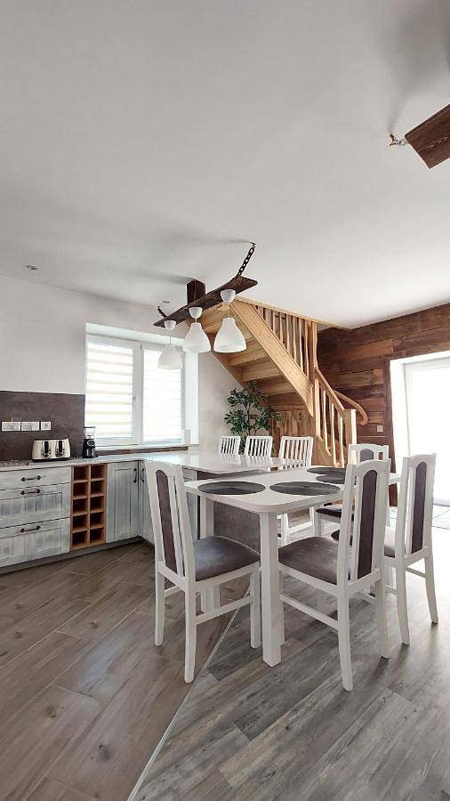 Hus för 9 Personer, med bastu samt utsikt och trädgård - 1