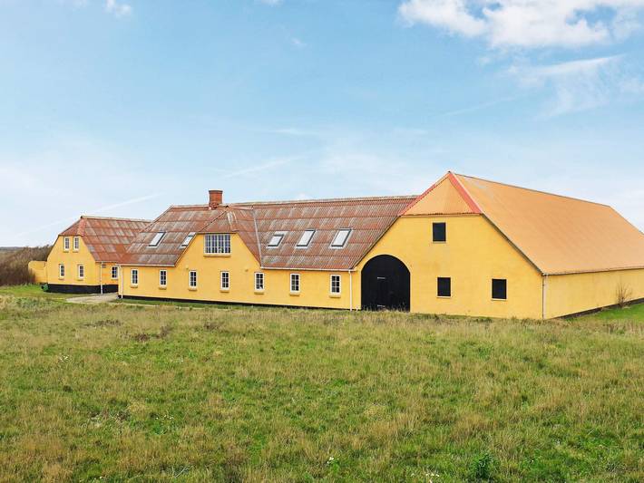 Ferienhaus für 12 Personen, mit Whirlpool und Terrasse sowie Sauna
