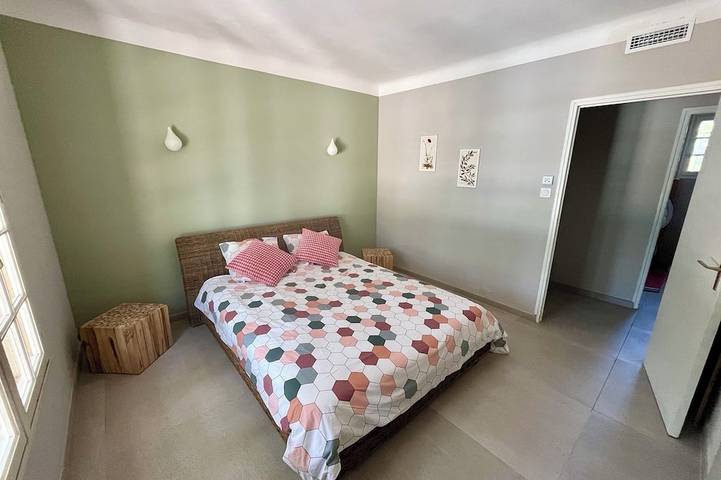 Location de vacances pour 10 personnes, avec jardin à Méthamis - 2