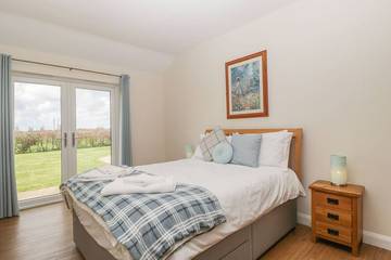 Cottage for 6 People in Queen Camel, Somerset, Photo 1