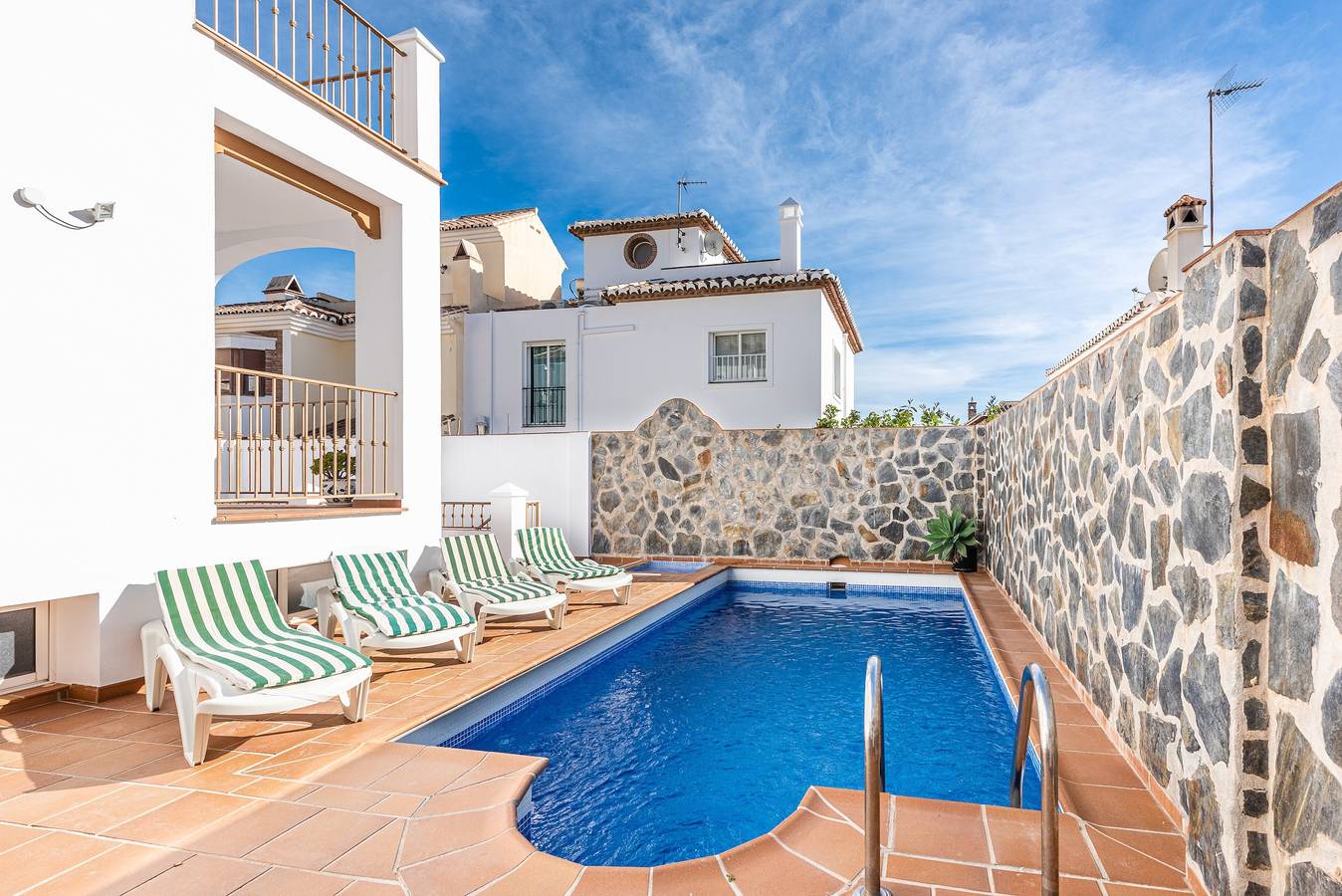 Ferienhaus 'Villa Zoe' mit Meerblick, Wlan und Klimaanlage in Nerja, Costa del Sol
