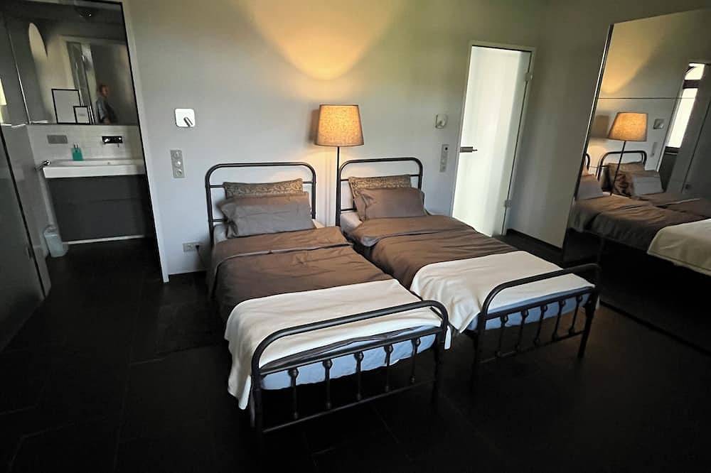 Ganze Wohnung, Traumhafte Wohnung mit Neckarblick und Balkon in Eberbach, Kurpfalz