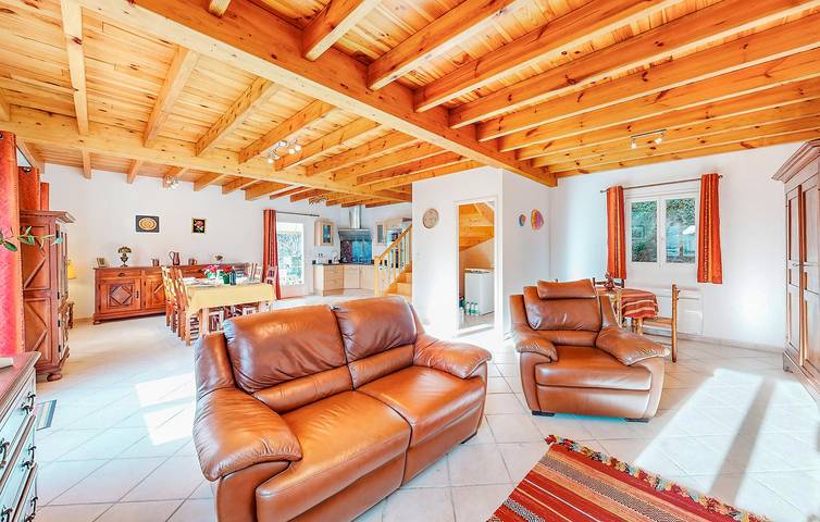 Location de vacances pour 6 personnes, avec jardin dans Vallée d'Ossau - 4