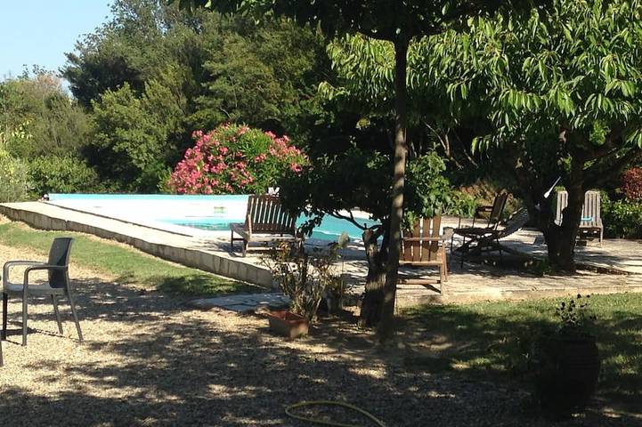 Location de vacances pour 3 personnes, avec jardin à Jonquerettes - 4