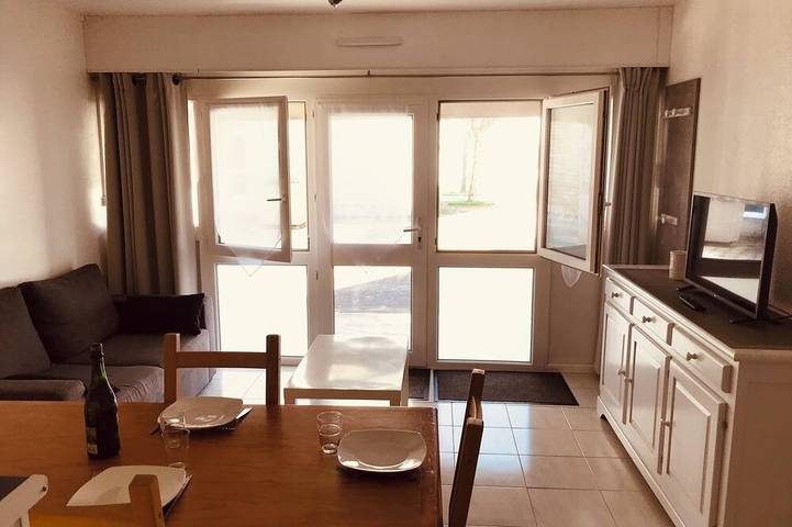 Ganze Wohnung, Accès Direct Mer, Appartement Pour 6 Personnes in Kerjouanno, Arzon