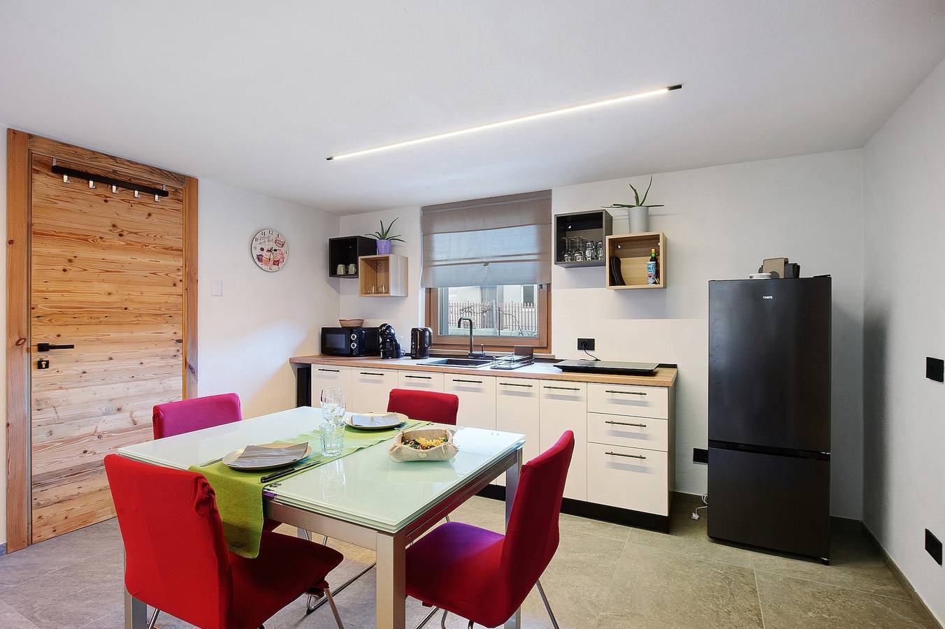 Studio entier, Studio « La Pièce de Leo » à Chatillon in Châtillon (Village), Comune di Châtillon