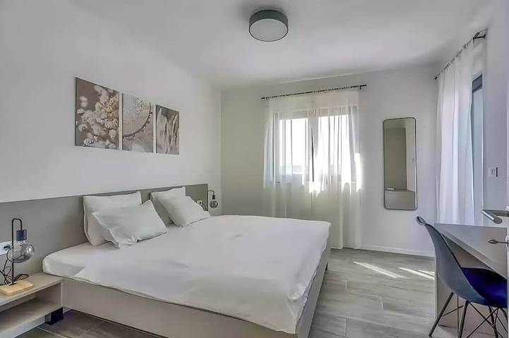 Location de vacances pour 6 personnes, avec jardin dans Petrovija - 2