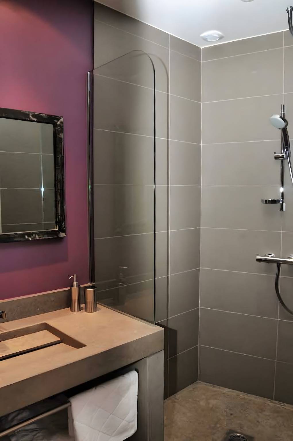 Chambre Lilas – Charme naturel et confort in Carsac-Aillac, Périgord Noir