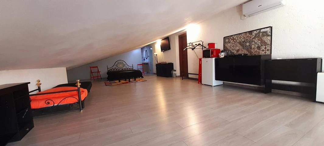 Gîte pour 3 personnes, avec vue ainsi que jardin et terrasse, animaux acceptés dans Ponton - 2