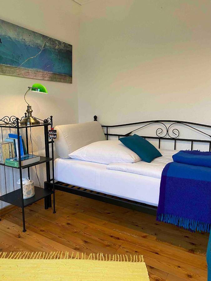 Pension voor 2 personen, met terras en tuin in Noord-Friesland