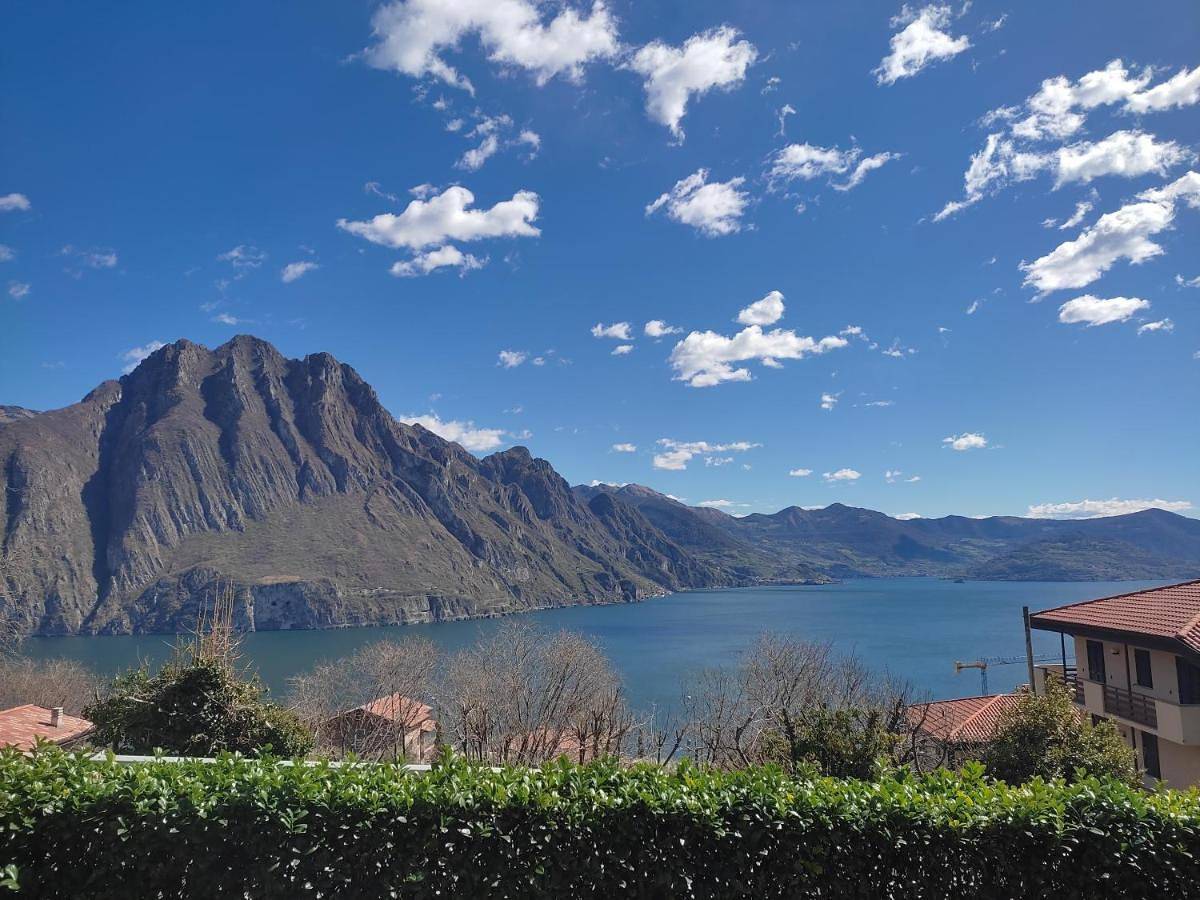 Iseolakerental - Casa Amici in Riva di Solto, Gemeinde Riva di Solto