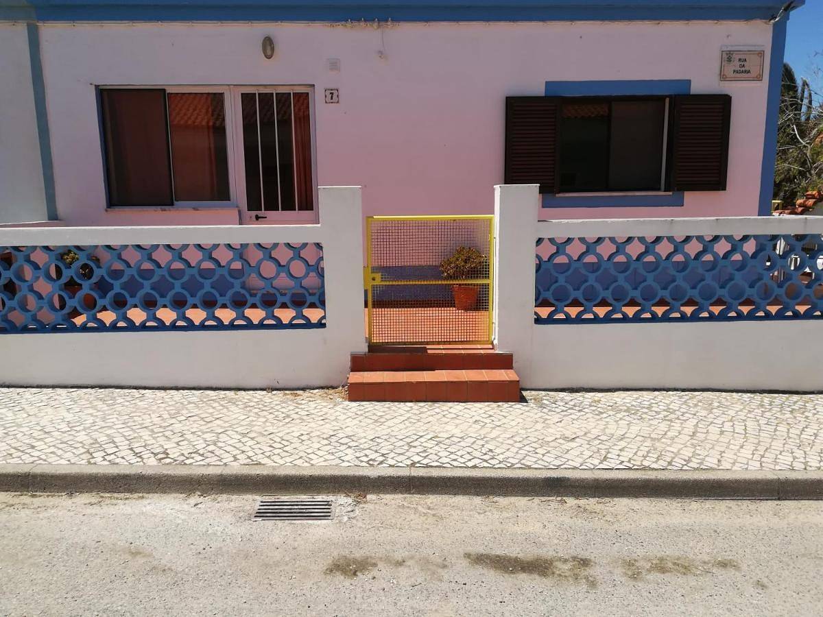 Twin Room with Shared Bathroom in Bordeira, Naturpark Südwest-Alentejo und Costa Vicentina