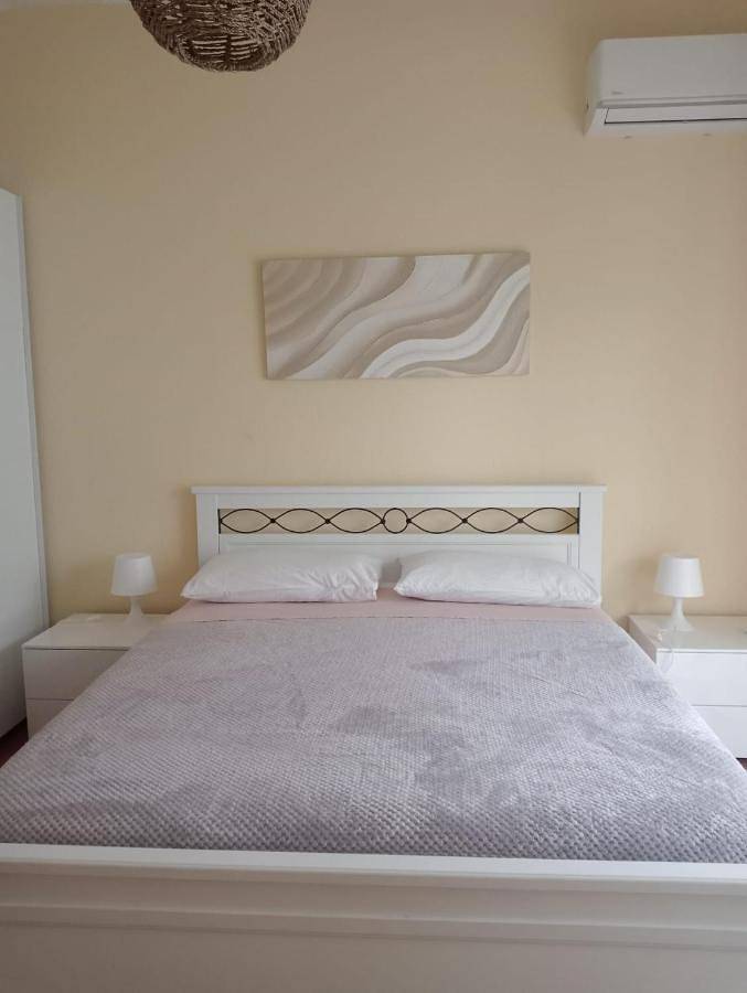 Three-Bedroom House in Torre Archirafi, Riposto