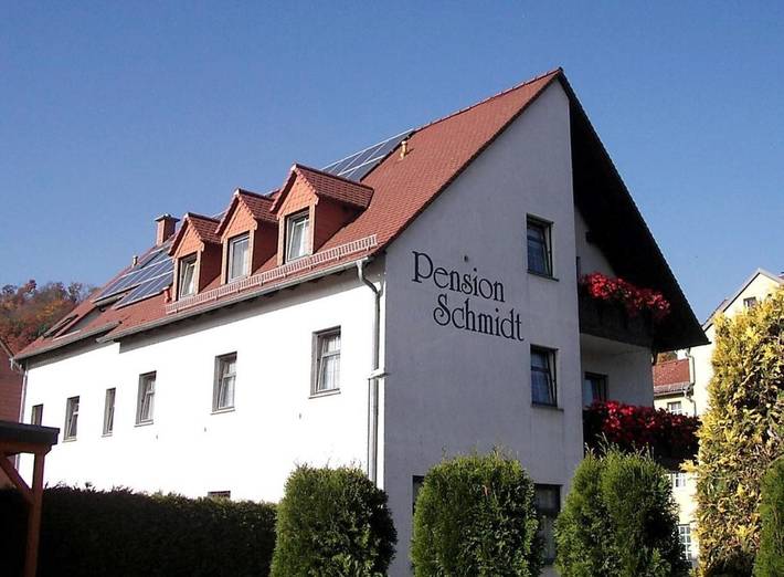 Gästehaus für 3 Personen, mit Terrasse und Garten sowie Ausblick in Bad Kösen