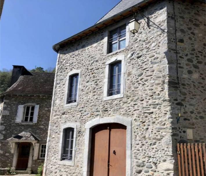 Location de vacances pour 9 personnes, avec Vue à Sarrance