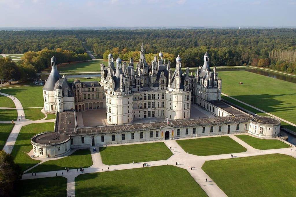 Maison familiale spacieuse -Château de Chambord in Huisseau-sur-Cosson, Sologne