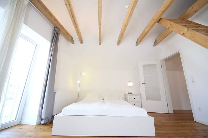 \"Hofhaus\": acogedora casita con jardín Xl y patio mediterráneo, Mainz-Finthen in Maguncia, Hesse Renano