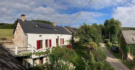 Gîte pour 5 personnes, avec jardin et terrasse à Ouroux-en-Morvan