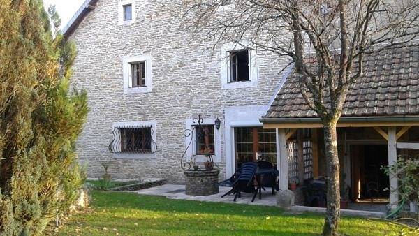 Gîte pour 6 personnes, avec Terrasse et Jardin dans Vellechevreux-et-Courbenans