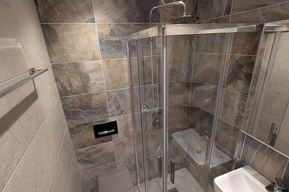 Appartamento intero, Newly renovated apartment, central location in Leukerbad, Leukerbad e dintorni