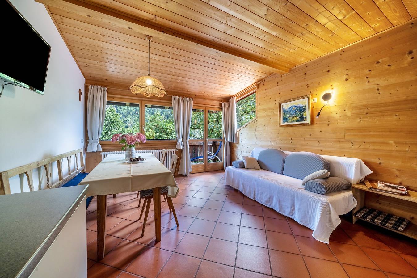 Ganze Wohnung, Ferienwohnung 'Mayrhof Ahorn' mit Bergblick, Wlan & Balkon in St. Pankraz, Ortleralpen