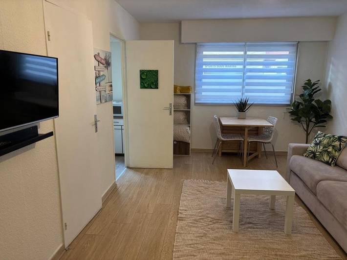 Gîte pour 4 personnes dans Office De Tourisme De Golf Juan - 4