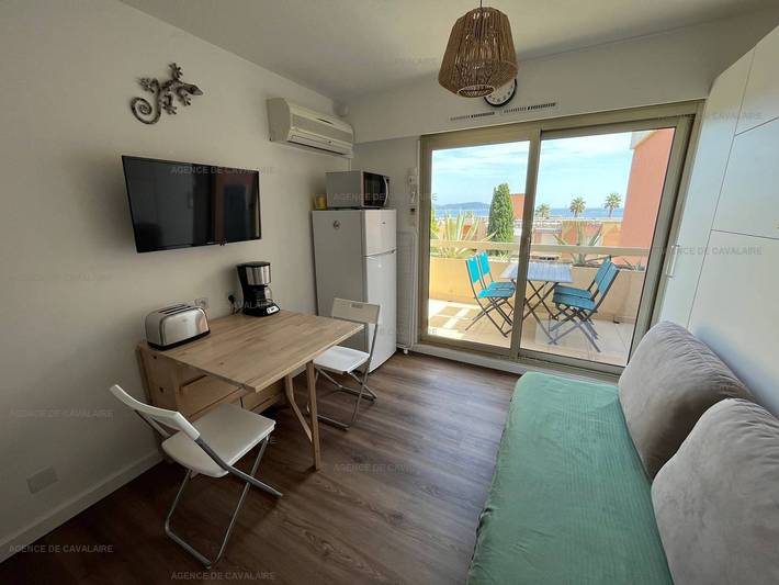 Ganzes Studio, Studio-Kabine 100m vom Strand und Geschäften mit Klimaanlage und Parkplatz in Cavalaire-sur-Mer, Parc national Port-Cros