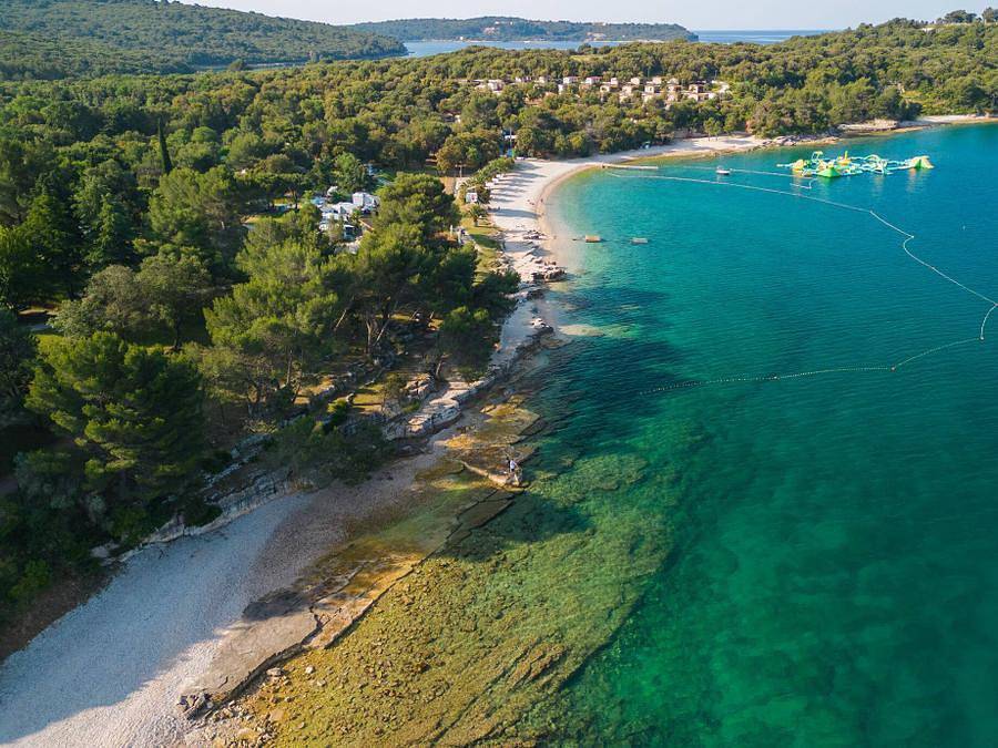 Brioni Sunny Camping - Mobilheim 6 personen - Comfort | 2 Zi. | 4/6 Pers. | Erhöhte Terrasse | Klim. in Stinjan, Südküste Istrien