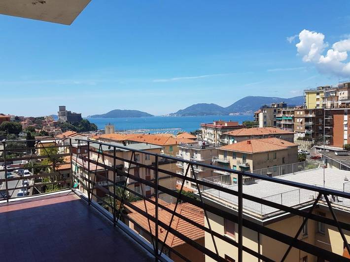 Ferienwohnung für 5 Personen, mit Terrasse und Ausblick, mit Haustier in Lerici - 2