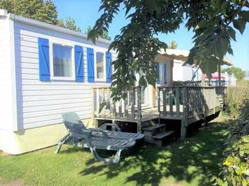 Camping pour 4 personnes, avec piscine et bassin pour enfant, animaux acceptés à Le Bois-Plage-en-Ré