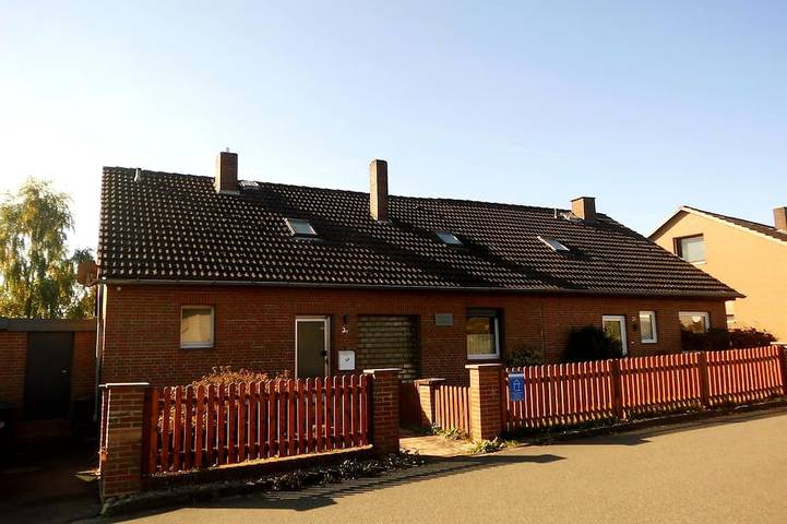 Ferienhaus für 3 Personen, mit Balkon und Garten