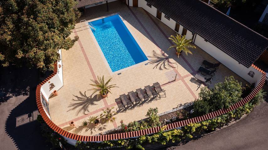 Hotel, mit Terrasse in Markgraeflerland